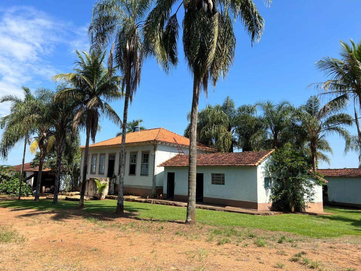 Pousada Fazenda São Pedro Delfinópolis Exterior foto