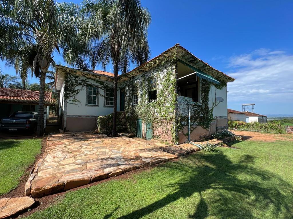 Pousada Fazenda São Pedro Delfinópolis Exterior foto