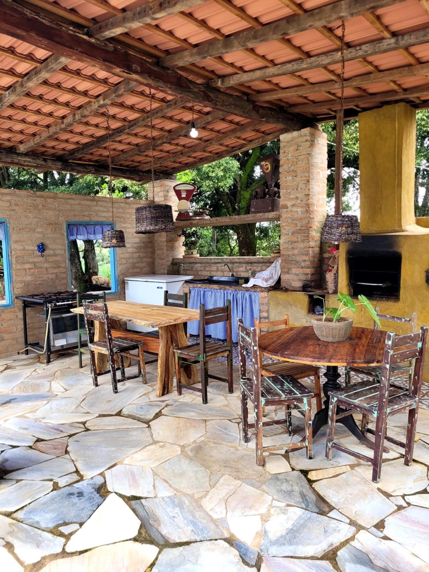 Pousada Fazenda São Pedro Delfinópolis Exterior foto