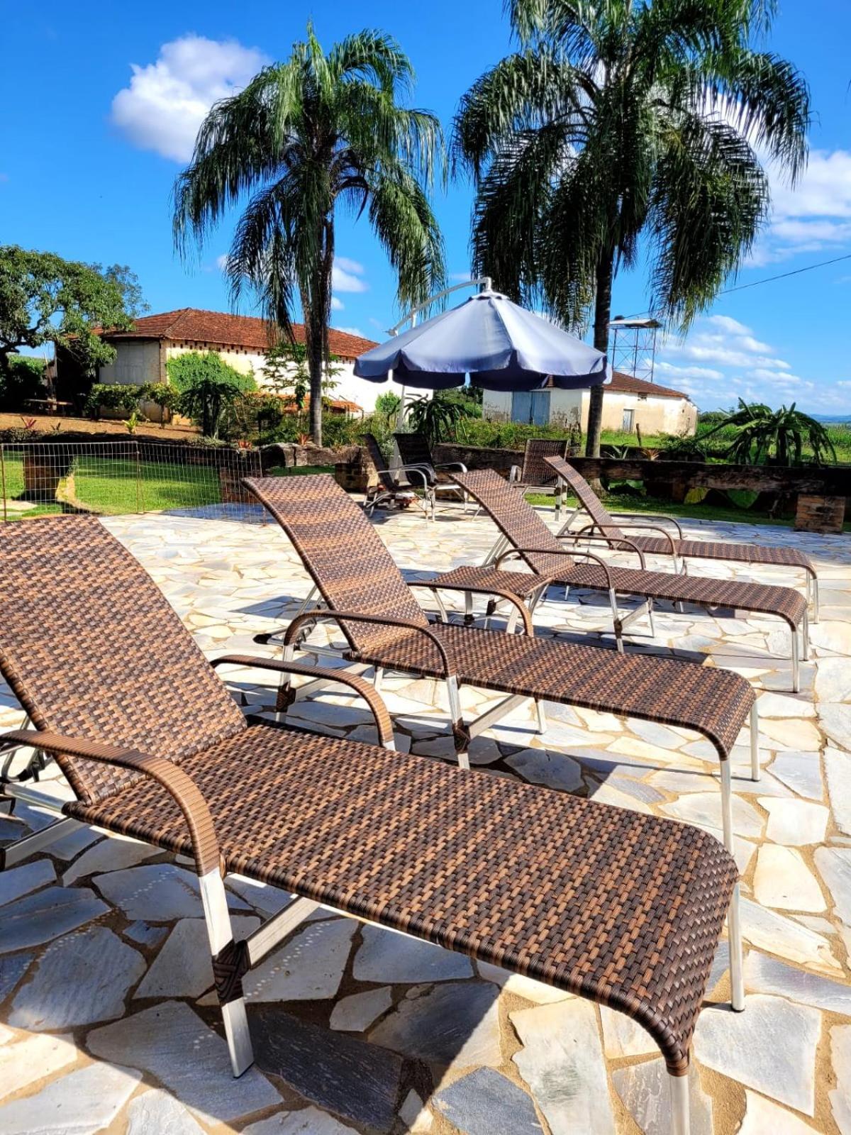 Pousada Fazenda São Pedro Delfinópolis Exterior foto