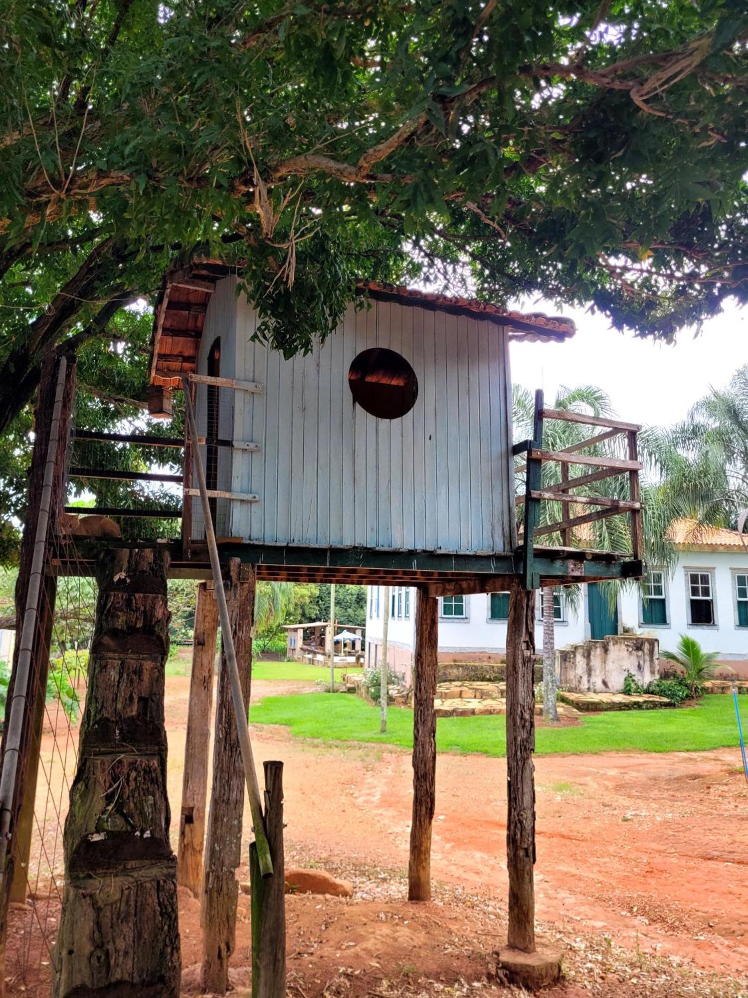 Pousada Fazenda São Pedro Delfinópolis Exterior foto