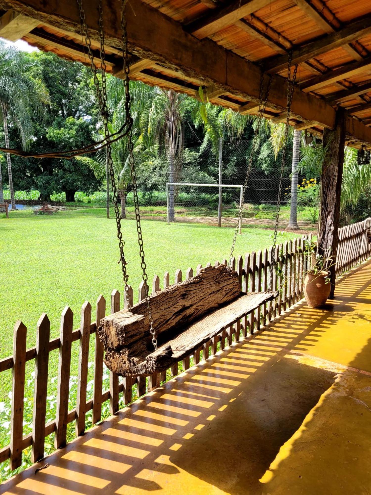 Pousada Fazenda São Pedro Delfinópolis Exterior foto