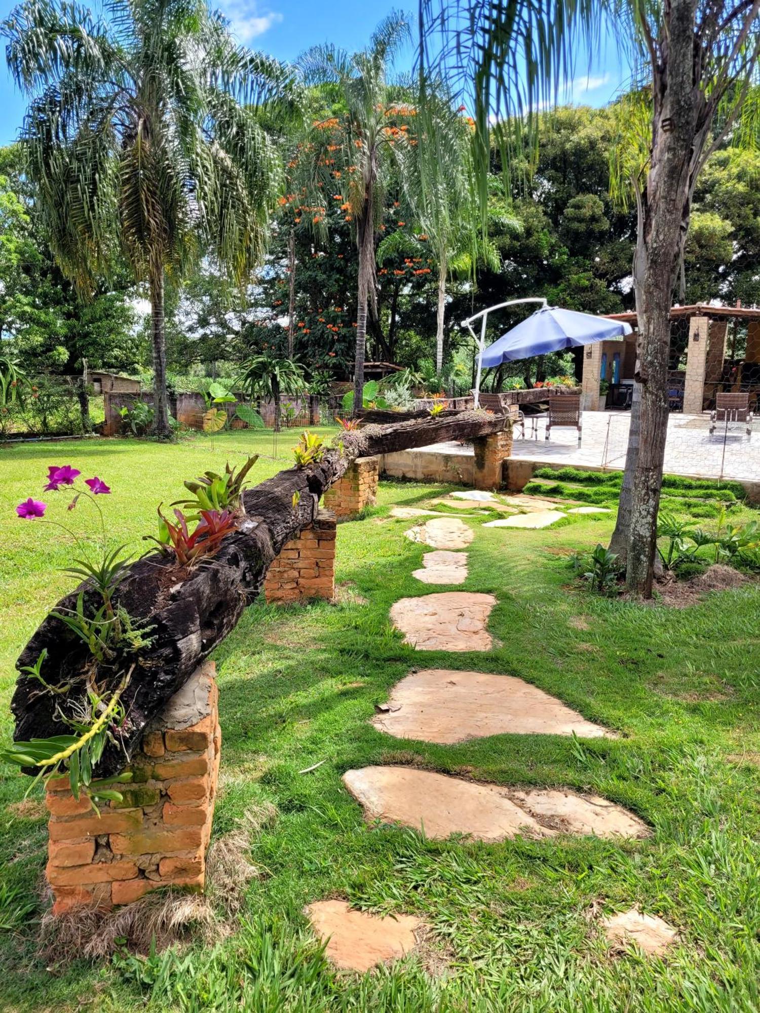 Pousada Fazenda São Pedro Delfinópolis Exterior foto